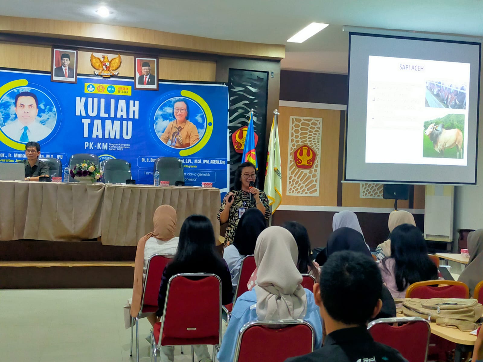 Deputy Dean I of Faculty of Animal Husbandry Untad Trusted as a Resource Person at a Guest Lecture at Fapetkan Untad Palu