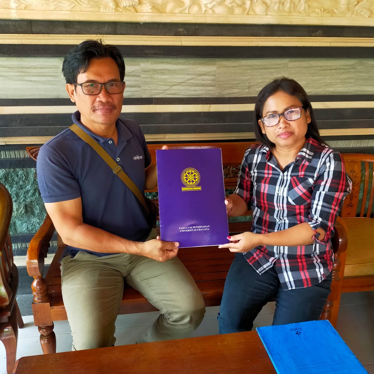 The signing of the PKS between the Faculty of Animal Husbandry of Udayana University and CV. Darmapuri Agro Semesta